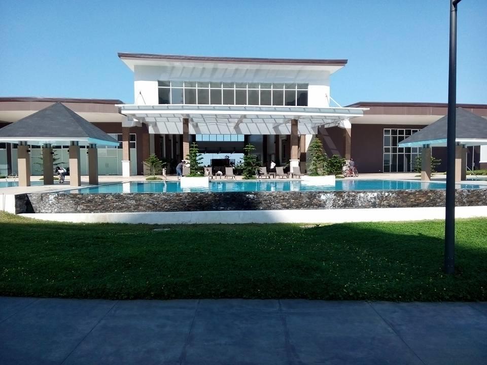 Matlocs @ Wind Residences Tagaytay City ภายนอก รูปภาพ